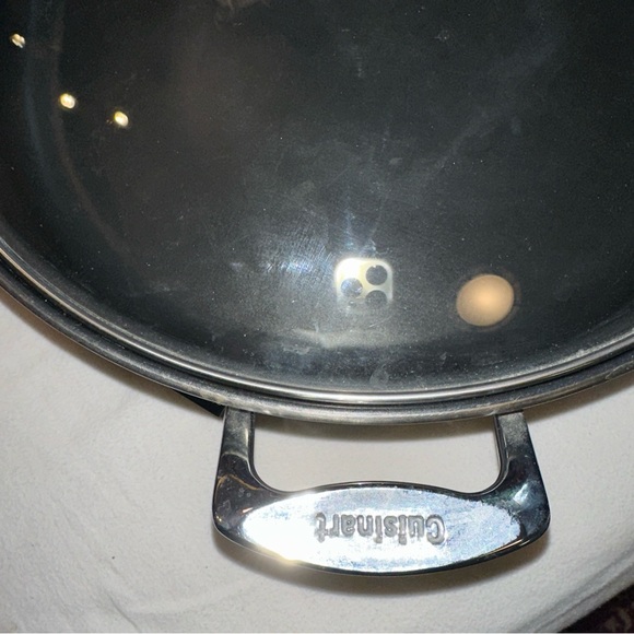 Cuisinart CSK-150 1500-Watt Nonstick Oval Electric Skillet,Brushed Stainless 18 - Picture 2 of 5